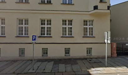 Stadtklinik Praxis Neurochirurgie Georg Salloum - Leipzig 1 951d4dff3c22e9fcc4a2707009f45ea8 44