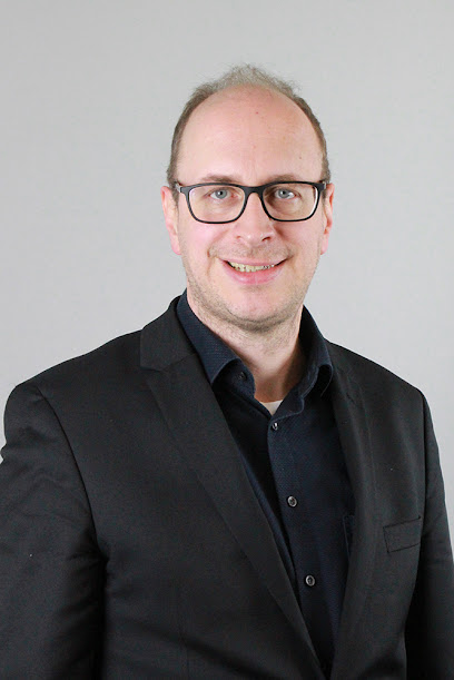 Dr. med. Florian Hädrich Facharzt für Neurologie, Psychiatrie und Psychotherapie - Goslar 1 AF1QipNQKXr1ReywHVh8UHMc0VQLigl7Ws w1BdLQAuIw408 h611 k no