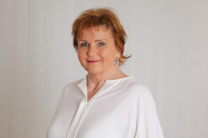 Dr. Radka Cerny – München
