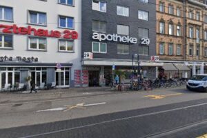 Dr. med. Thies Lindenlaub - Karlsruhe 18 Dr. med. Thies Lindenlaub – Karlsruhe