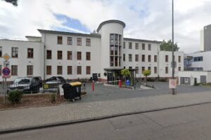 Herr Dr. med. Volker Ritzel – Hanau